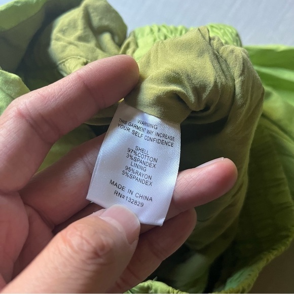 Song of Style green cropped ruffle puff long sleeve off shoulder blouse - Picture 5 of 5